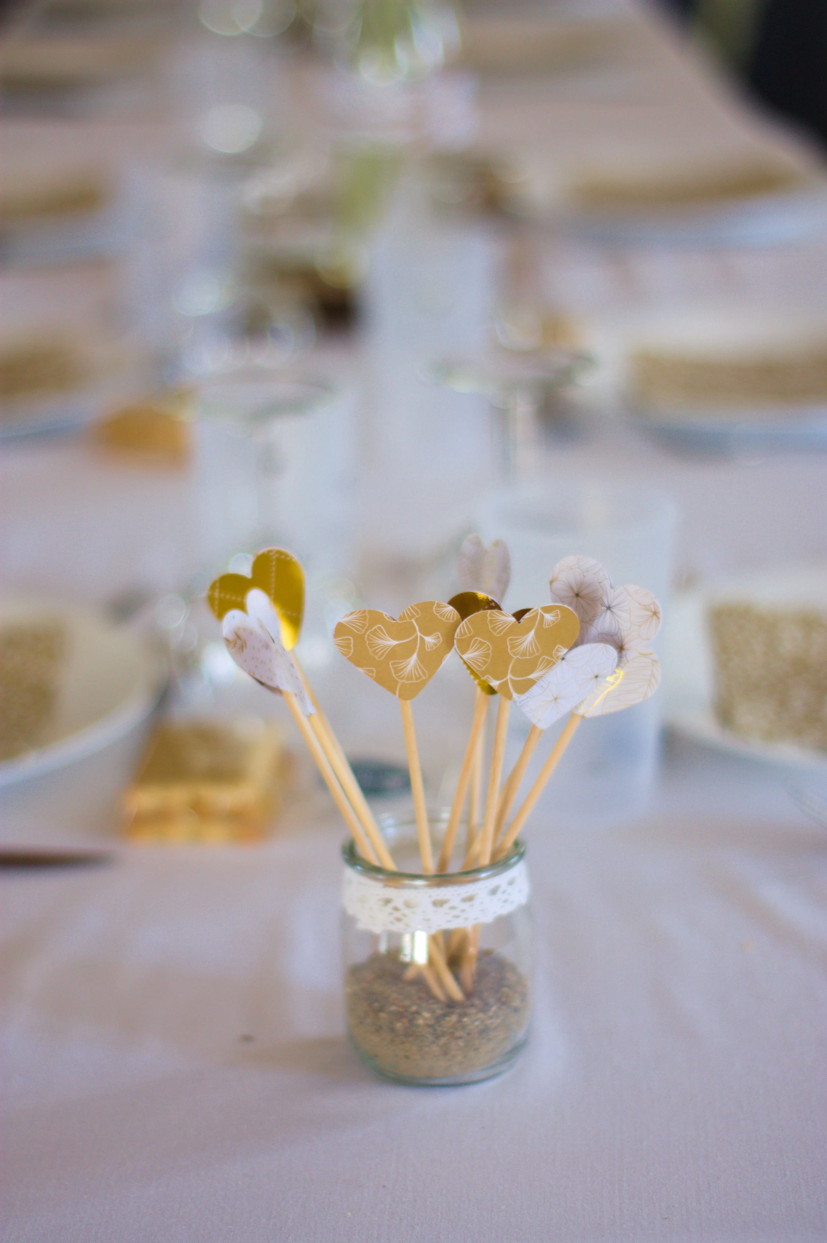 Décoration dorée de mariage druelle